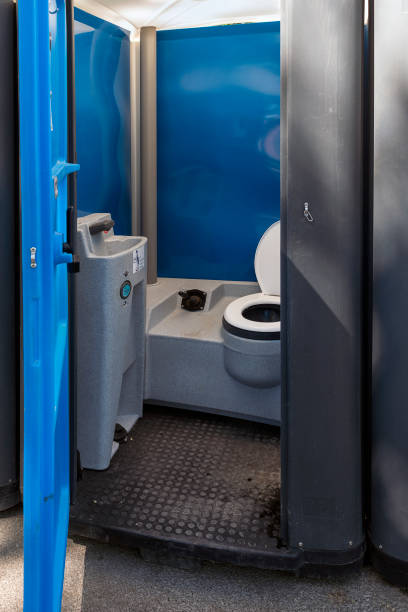 Best High-end porta potty rental  in Madison Center, CT
